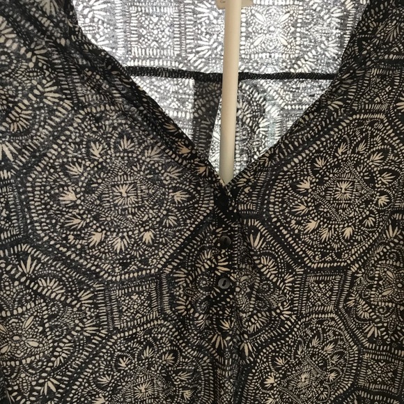 Patterned blouse - Picture 2 of 4